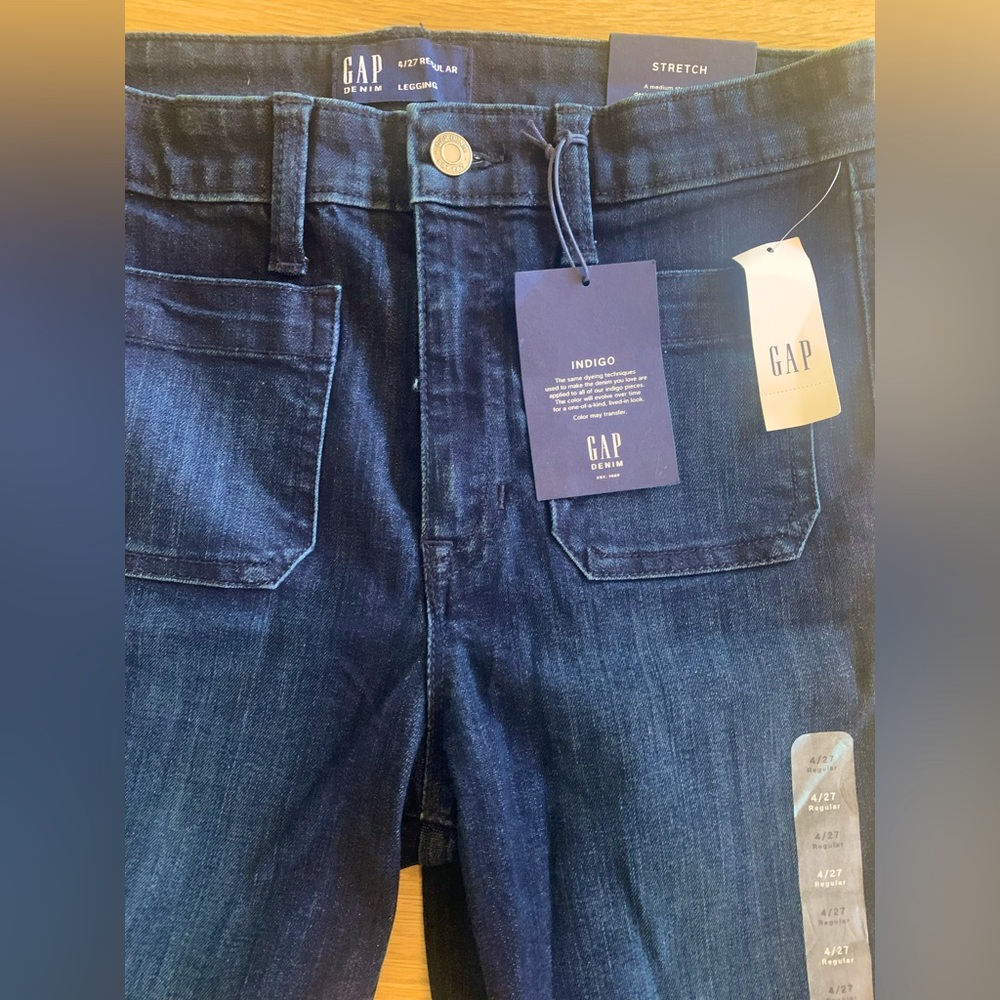 New with tags women’s jeans size 4/27
